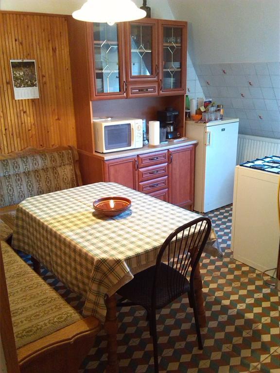 Alpesi Vendeghaz Hotell Orosháza Exteriör bild